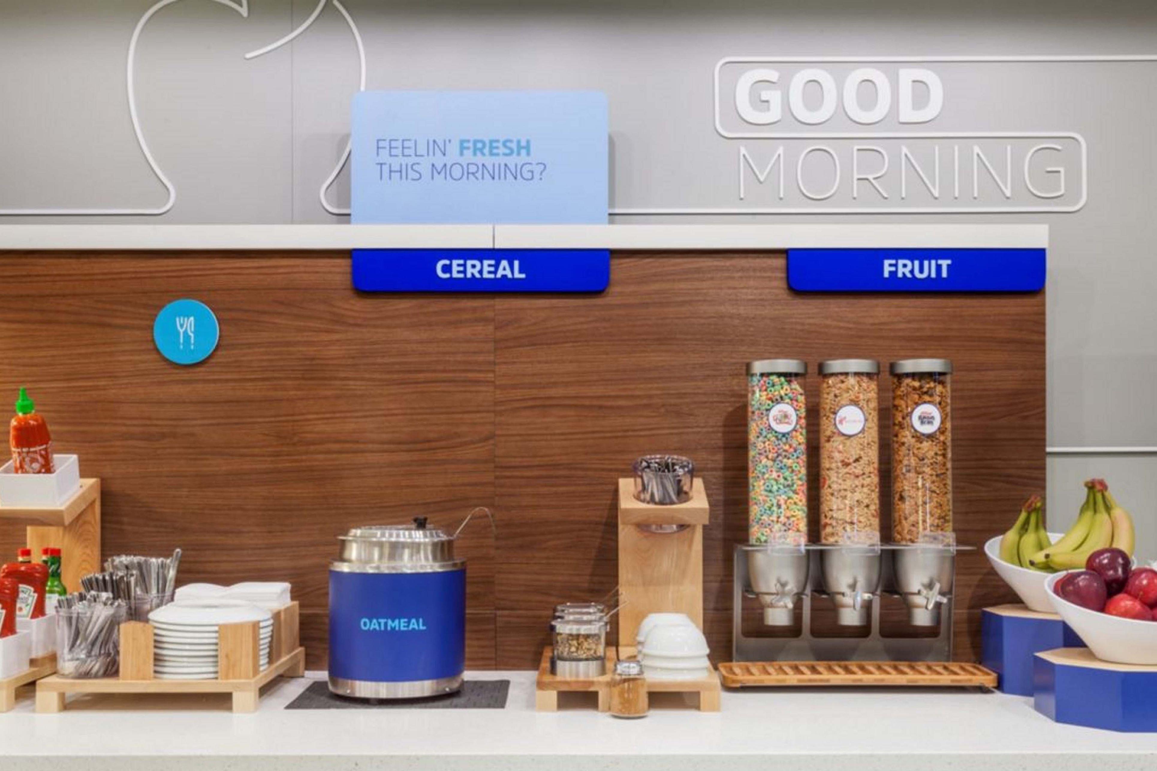 Holiday Inn Express & Suites Indianapolis - East By Ihg Ngoại thất bức ảnh